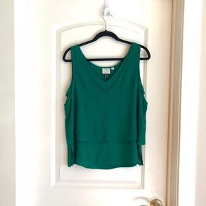 (NWT) Anthropologie Top